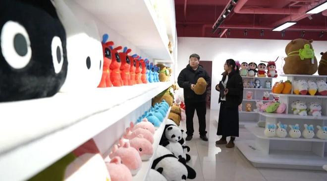 白溝新城毛絨玩具市場迎銷售旺季高峰，創意與品質助推產業升級